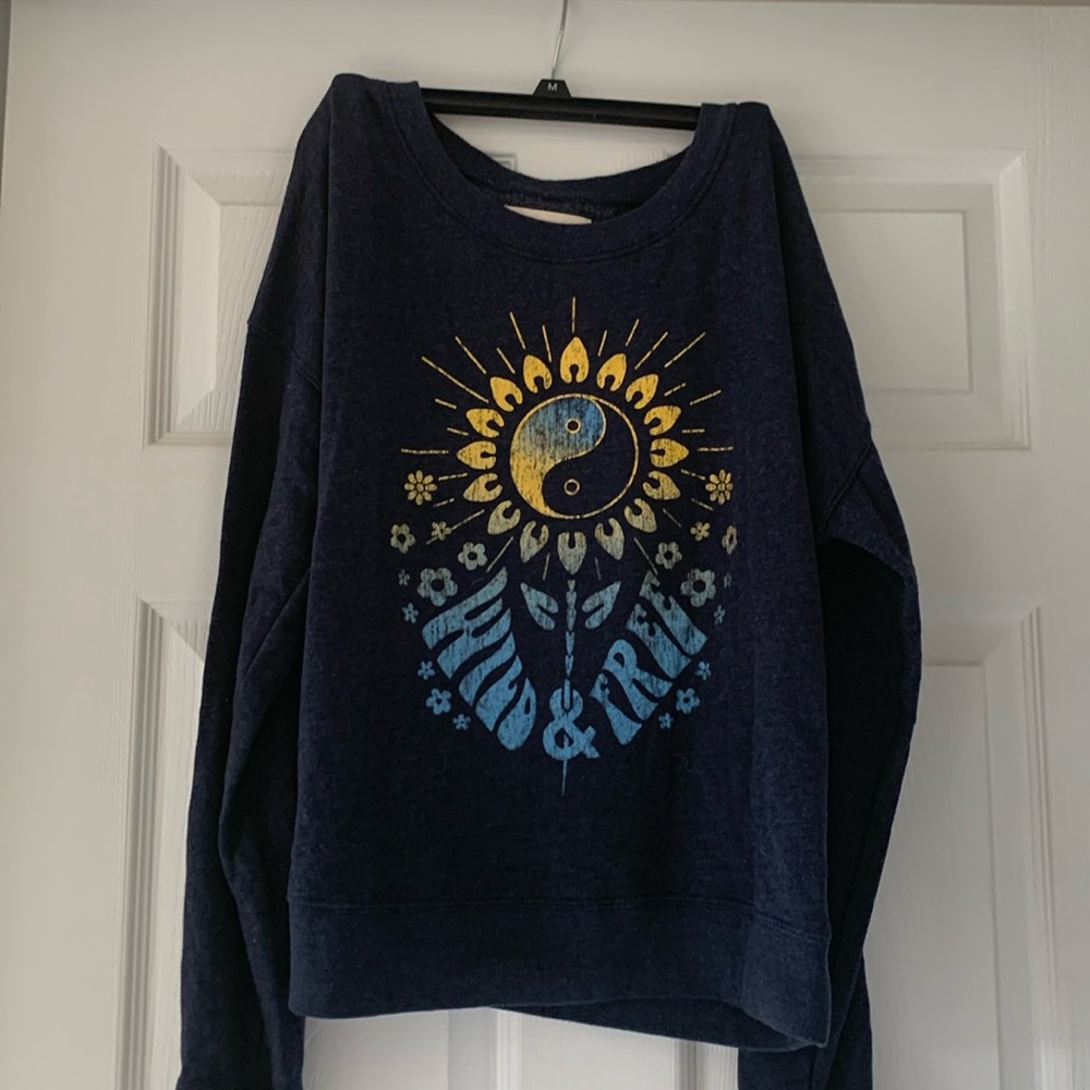 Aero Sweatshirt - wild and free wording- NFS do not buy.